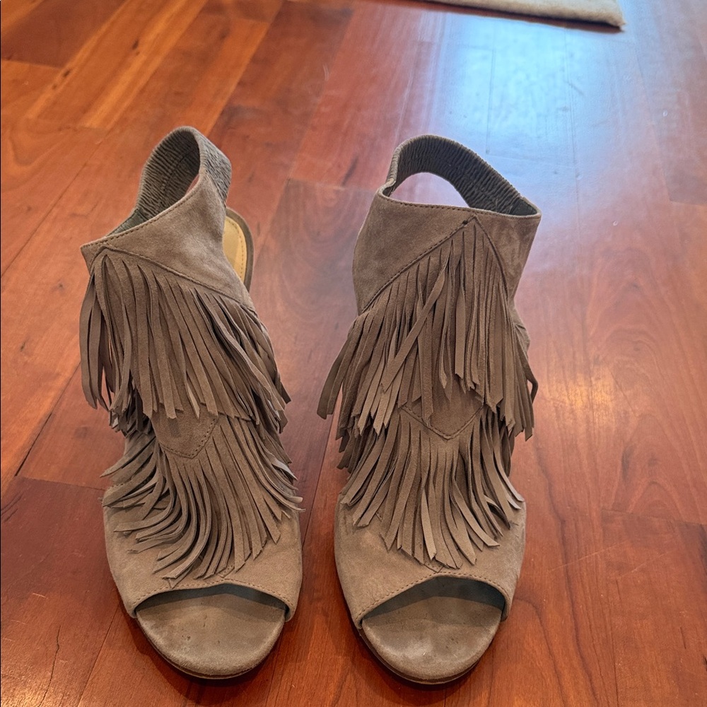 Sam Edelman Taupe Fringe Sandals